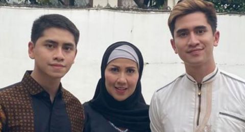 Mantab Berhijrah 5 Pesona Venna Melinda Berhijab