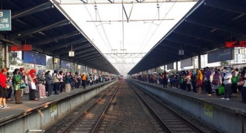 Catat Jam Operasional Krl Jabodetabek Berubah Mulai Hari Ini Sampai 17 Mei Suara Bekaci