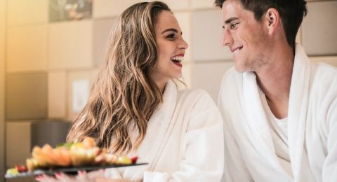 Awas! Perhatikan 5 Hal Ini Kalau Nggak Mau Kacau Masak Bareng Pasangan