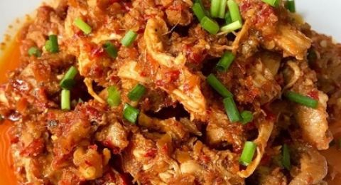 Pedas Gila Begini Resep Mudah Membuat Lauk Ayam Suwir Mercon Di Rumah