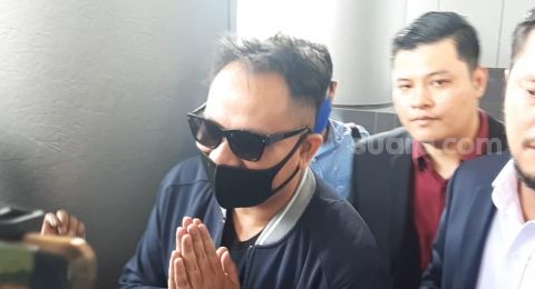 Resmi Ditahan Vicky Prasetyo Biarin Biar Allah Yang Melihat