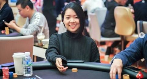Tinggalkan Karier, Perempuan Ini Memilih Jadi Pemain Poker Profesional
