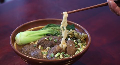 Resep Mi Kuah Sapi Pedas Ala Taiwan Cocok Dijadikan Hidangan Idul Adha