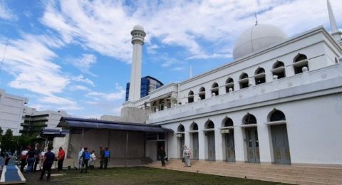 Ramadan Nanti Masyarakat Diizinkan Tarawih dan Salat Ied Jamaah di Masjid