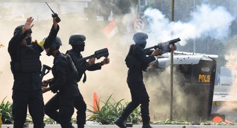 Belasan Jurnalis Hilang Saat Demo, Dianiaya