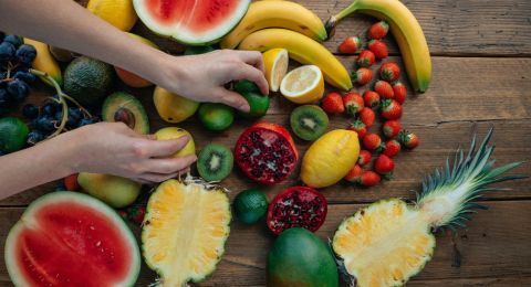 10 Buah yang Kaya akan Vitamin C
