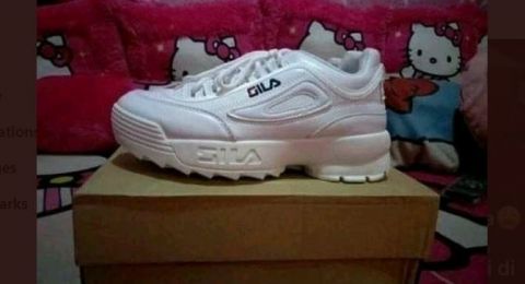 Jangan Sampai Ketipu! Bongkar 7 Trik Jitu Bedakan Sepatu KW vs Ori