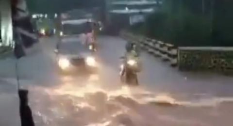 Penyebab Dalam Sehari Banjir Dan Tanah Longsor Terjang Kota Malang