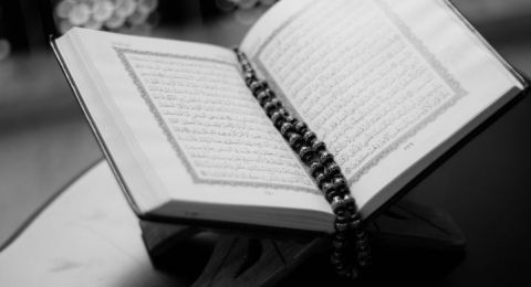Bukan Cuma Dapat Pahala Ini Keutamaan Baca Al Quran Saat Ramadan
