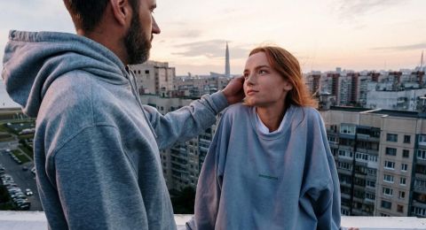 Perasaannya Nggak Tulus, 5 Tanda Cowok Cuma Memanfaatkanmu Saja!