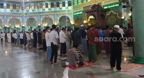 Jadwal Imsakiyah Serang Banten Dan Jadwal Sholat Hari Ini 6 Mei 2021 Suara Banten