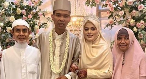 Kado Pernikahan Ustadz Somad Kasih Pesantren Ke Fatimah Az Zahra Suara Bali