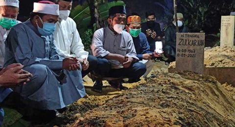 Tengku Zulkarnain Ternyata Piawai Main Gitar Ini Sosok Musisi Idolanya Suara Riau