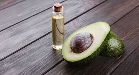 Jarang Diketahui, Ini 4 Khasiat Minyak Alpukat bagi Kesehatan Kulit
