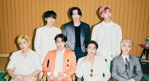 Daebak! Korean Air Angkut Puluhan Ton Merchandise dan Album BTS Ke Amerika Serikat