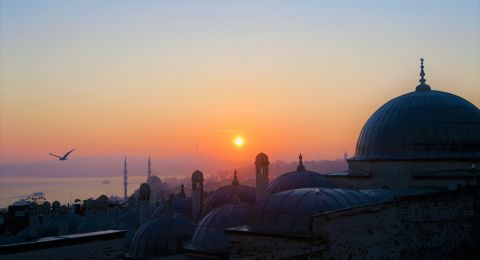 Maulid Nabi: Akhlak Nabi Muhammad sebagai Refleksi Mengatasi Persoalan Masa Kini