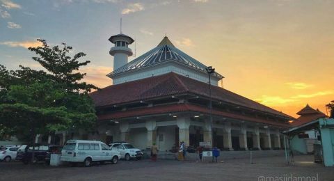 Masjid Ampel Surabaya [Tangkapan layar Instagram Masjid Ampel Surabaya]