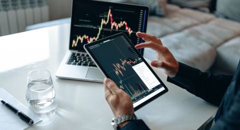 Tips Membeli Saham untuk Millenial Di Masa Pandemi