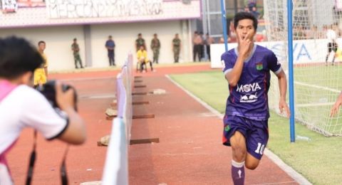 Bermain dengan 10 Pemain, Persita Permalukan Persela di Pekan Ketiga Liga 1