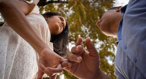4 Alasan Harus Berhenti Selalu Memberi Janji Manis pada Pasangan