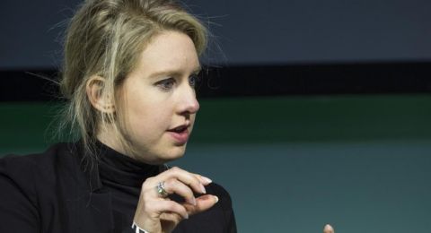 Skandal Penipuan Elizabeth Holmes, Dulu Dijuluki The Next Steve Jobs?