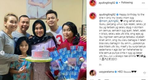 Ayu Ting Ting beri surprise untuk sang ibu (instagram.com)