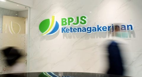 Pinjol Ilegal Tagih Hutang Ancam Gambar Porno Yusri Yunus Kami Kenakan Pasal Pornografi Suara Banten<script async src=