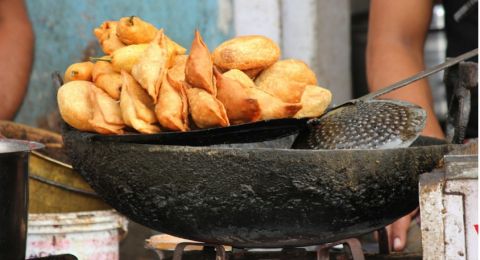 Wanita Beli Gorengan Malah Salah Ucap Kalimat Vulgar, 'Auto Malu Serasa Pengin Menghilang'