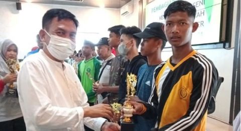 Santri Madrasah Aliyah Nurul Qarnain Raih 8 Juara Porseni Jember