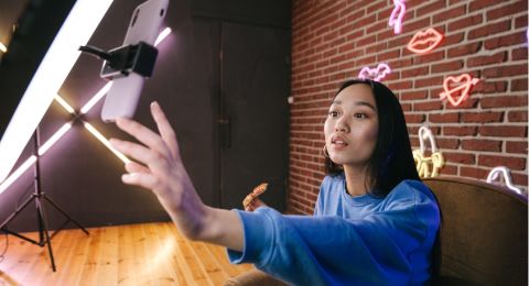 Menghadapi Fenomena Baru: Pengemis Online dan Dampaknya bagi Masyarakat