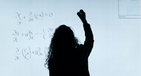 Tingkatkan Kemampuan Matematika, Coba Terapkan 5 Cara Ini