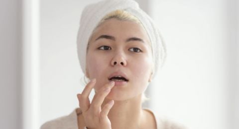 5 Bahan Alami yang Bisa Memerahkan Bibir secara Alami