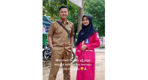 Santri Dilamar Gus Pondok Pesantrennya, Kepala Sekolahku Menuju Calon Imamku