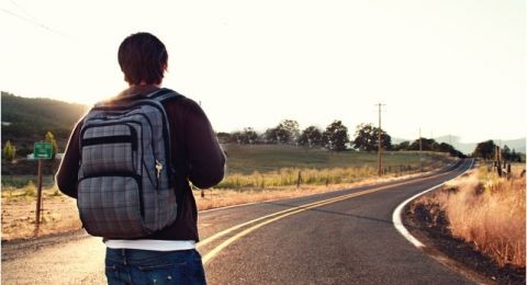 Merantau: Jalan Sunyi yang Diam-Diam Menumbuhkan Kita