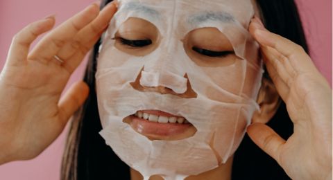 3 Rekomendasi Sheet Mask dengan AHA BHA, Cocok untuk Kulit Berminyak!