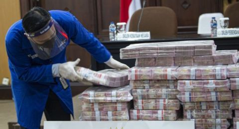 Bahaya Korupsi Sistemik: Barang Bukti Pun Ikut "Dilahap" Oknum