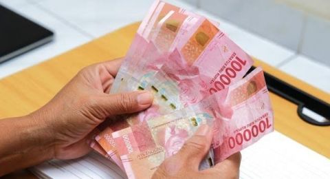 Publik Mengeluh THR Tahun Ini Kena Pajak: Potongannya Besar Banget