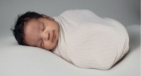 Penampakan Bedong Bayi Buatan Bapak Bikin Syok: Kembali ke Settingan Pabrik