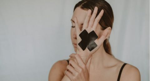 Patah tapi Bisa Tumbuh Lagi: 10 Langkah untuk Mulai Sembuh dari Luka Trauma