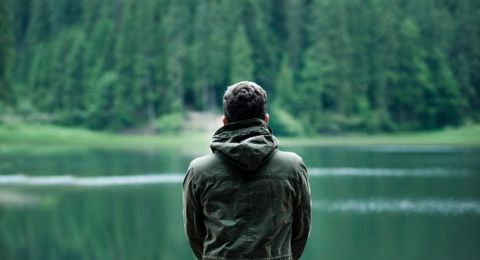 Lelah Bertemu Orang? Kenali 5 Sinyal Anda Perlu Jeda Sosial