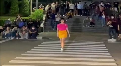 Viral 'Dora' Muncul di Citayam Fashion Week, Penampilannya Bikin Heboh