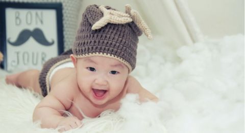 Jangan Dibully! Moms, Ini Manfaat Penting Tummy Time Pada Bayi