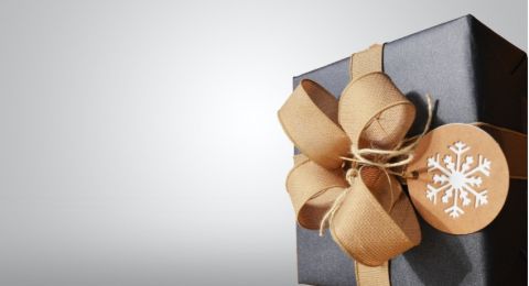 Kado Ultah Anti-Mainstream: 10 Ide Unik Biar Bestie Gak Cuma Bilang 'Makasih'