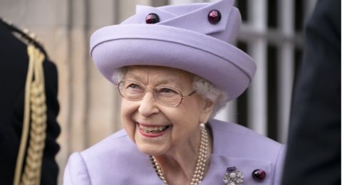 4 Fakta Menarik Ratu Elizabeth II, Punya Gaya Ikonik hingga Hobi Otomotif