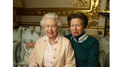 Putri Anne Beruntung Dapat Menemani Ratu Elizabeth II di 24 Jam Terakhirnya
