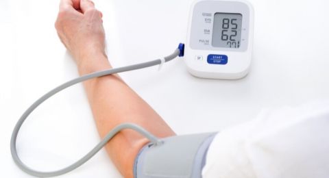Cara Menggunakan Alat Tensi Digital secara Tepat agar Hasil Akurat