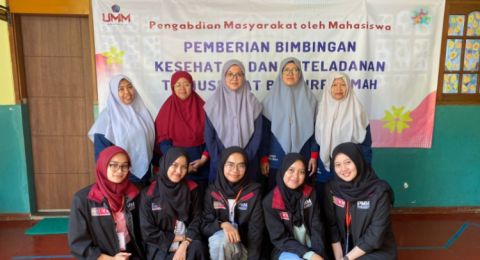 Upaya Mahasiswa PMM UMM Mengajarkan Pola Hidup Sehat kepada Siswa TK