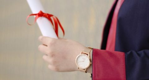 Sarjana Nganggur: Ketika Gelar Tak Lagi Jadi Golden Ticket di Dunia Kerja