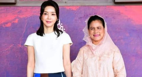 Foto Iriana Jokowi Diolok-olok di Twitter, Dibanding-bandingkan Sama Kim Keon Hee