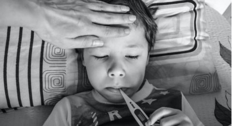Demam pada Anak, Seberapa Berbahaya? Simak Penyebab serta Cara Mengatasinya